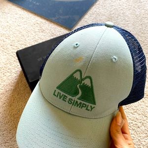Patagonia trucker hat